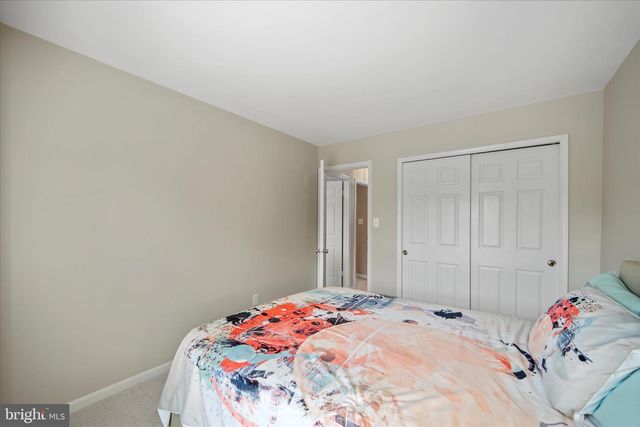 13809 S SPRINGS DR, Clifton, VA 20124