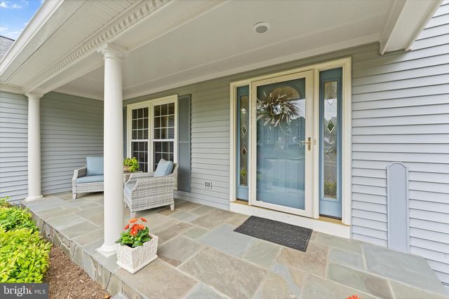13809 S SPRINGS DR, Clifton, VA 20124