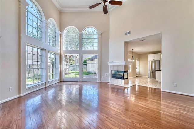 19 Calleston Court, Sugar Land, TX 77479