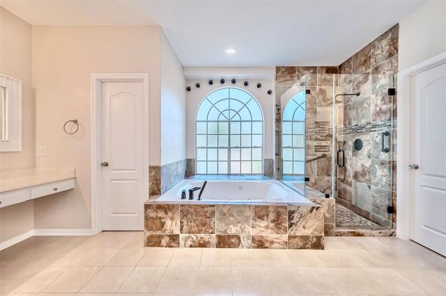 19 Calleston Court, Sugar Land, TX 77479