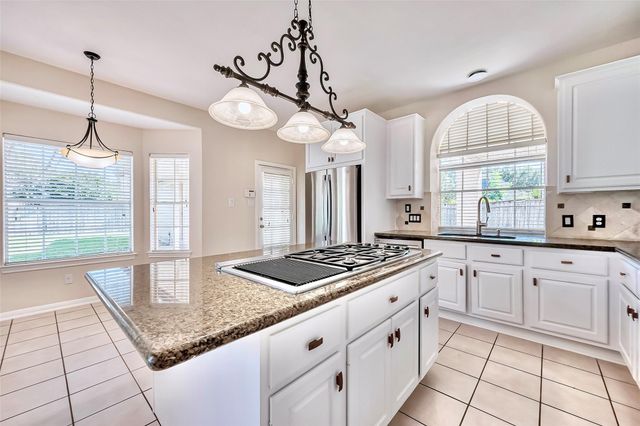 19 Calleston Court, Sugar Land, TX 77479