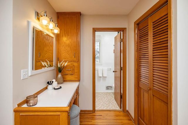 5600 W 70th Street, Edina, MN 55439