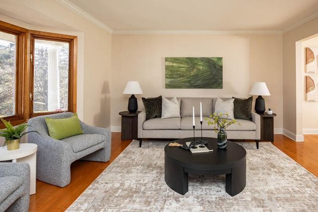 5600 W 70th Street, Edina, MN 55439