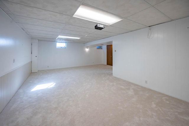 5600 W 70th Street, Edina, MN 55439