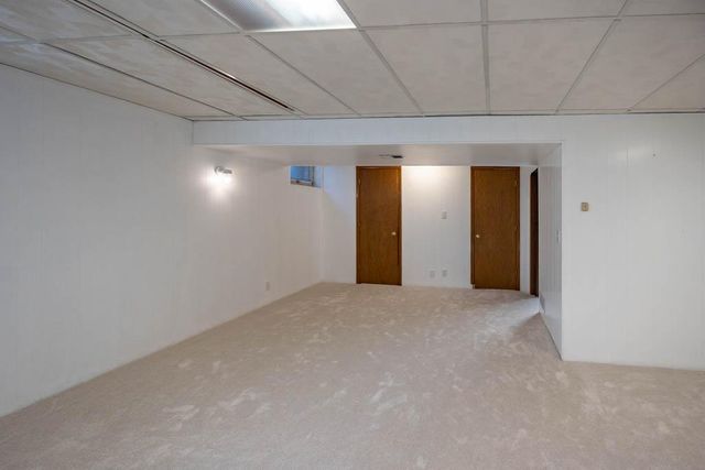 5600 W 70th Street, Edina, MN 55439