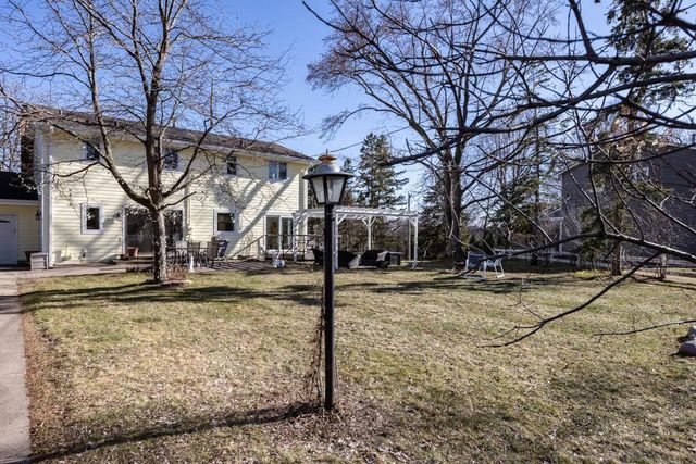 5600 W 70th Street, Edina, MN 55439