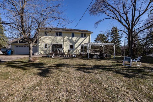 5600 W 70th Street, Edina, MN 55439