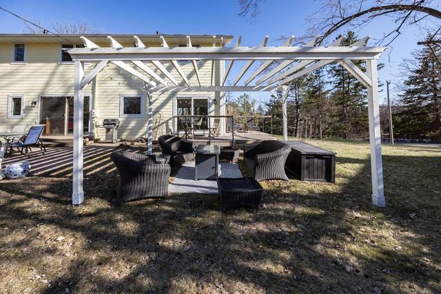 5600 W 70th Street, Edina, MN 55439