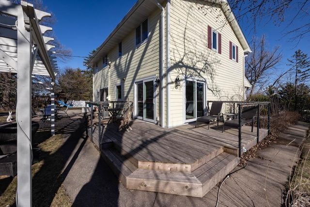 5600 W 70th Street, Edina, MN 55439