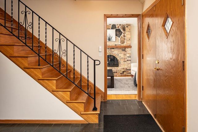 5600 W 70th Street, Edina, MN 55439