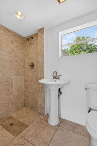 5183 NE 15th Avenue, Pompano Beach, FL 33064