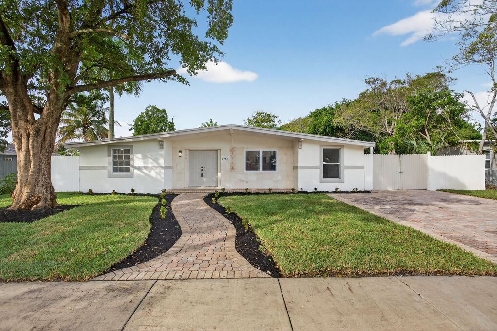 5183 NE 15th Avenue, Pompano Beach, FL 33064