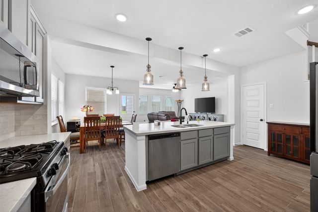 2835 Bisbee Road, League City, TX 77573