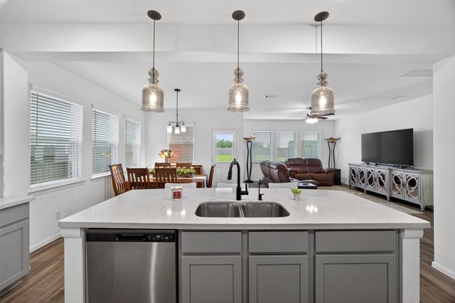 2835 Bisbee Road, League City, TX 77573