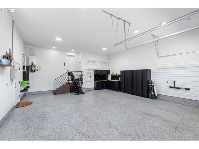 12394 Se YOAKUM Ln, Happy Valley, OR 97086