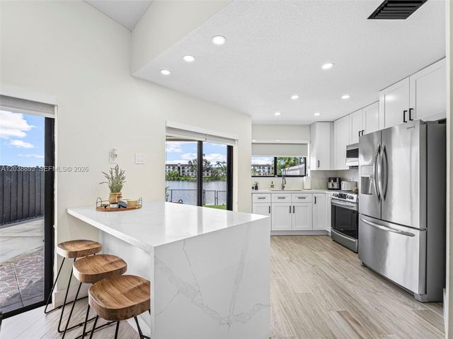 11010 SW 13th Street, Pembroke Pines, FL 33025