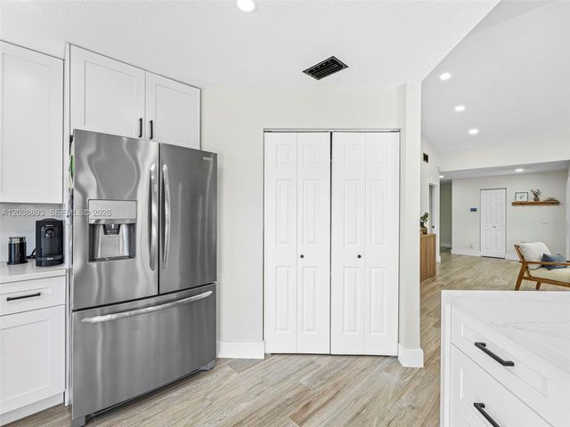 11010 SW 13th Street, Pembroke Pines, FL 33025