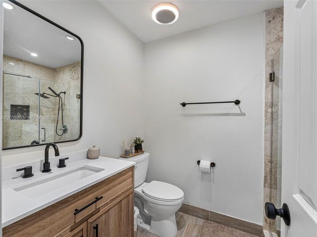 11010 SW 13th Street, Pembroke Pines, FL 33025