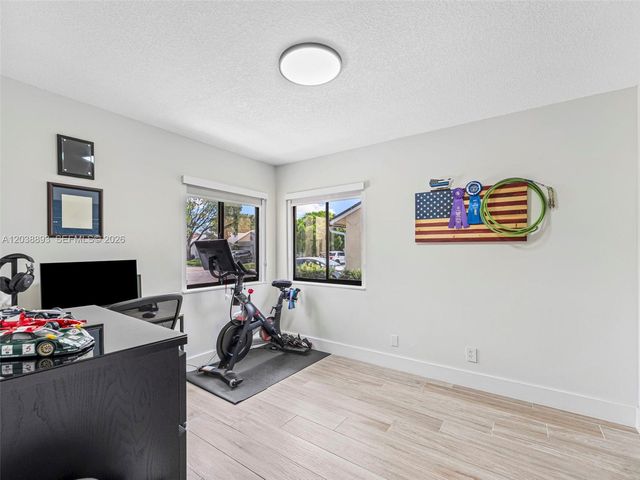 11010 SW 13th Street, Pembroke Pines, FL 33025