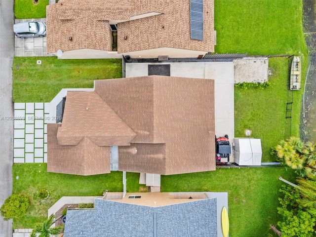 11010 SW 13th Street, Pembroke Pines, FL 33025