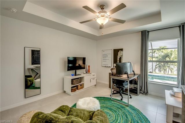 29 SW 21st PL, Cape Coral, FL 33991