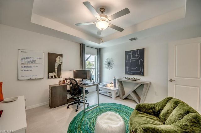 29 SW 21st PL, Cape Coral, FL 33991