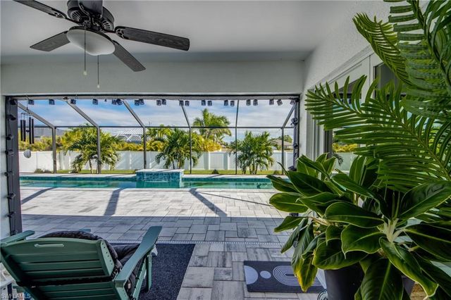 29 SW 21st PL, Cape Coral, FL 33991