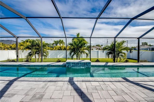 29 SW 21st PL, Cape Coral, FL 33991