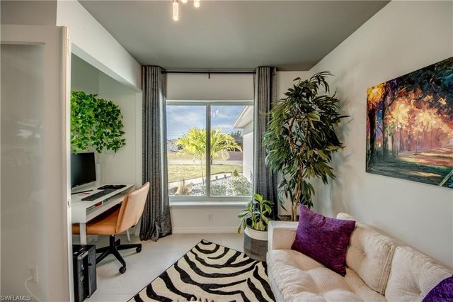 29 SW 21st PL, Cape Coral, FL 33991