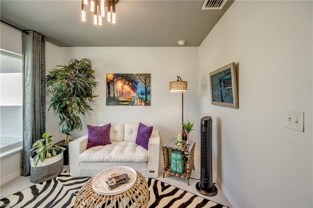 29 SW 21st PL, Cape Coral, FL 33991