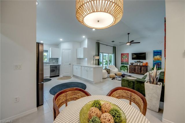 29 SW 21st PL, Cape Coral, FL 33991