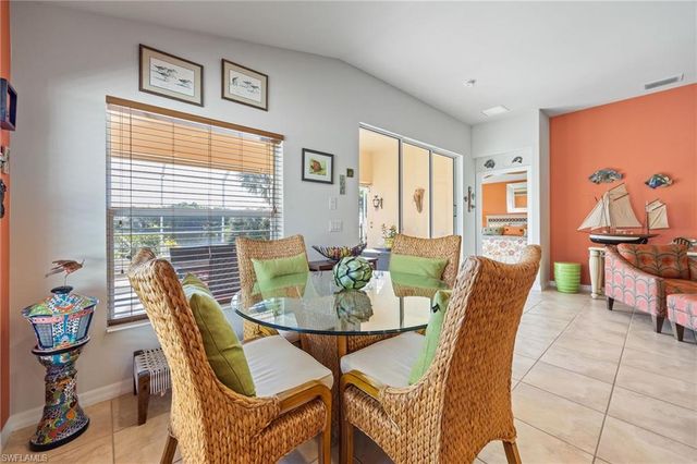 2542 Greendale PL, Cape Coral, FL 33991