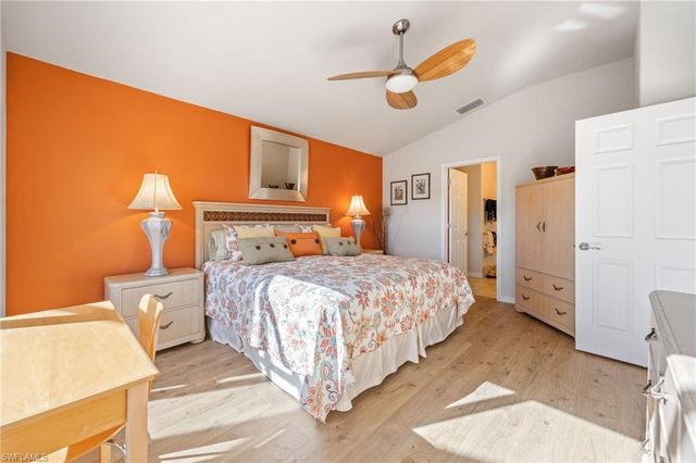 2542 Greendale PL, Cape Coral, FL 33991