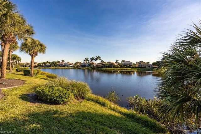 2542 Greendale PL, Cape Coral, FL 33991