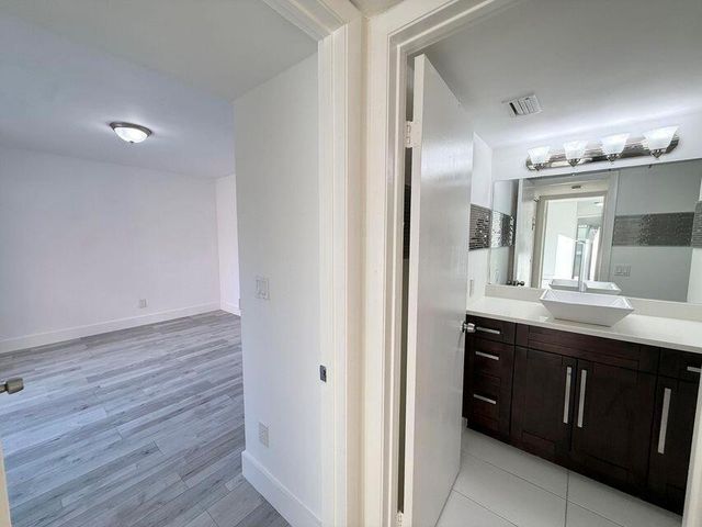 8365 Boca Raton, Boca Raton, FL 33433