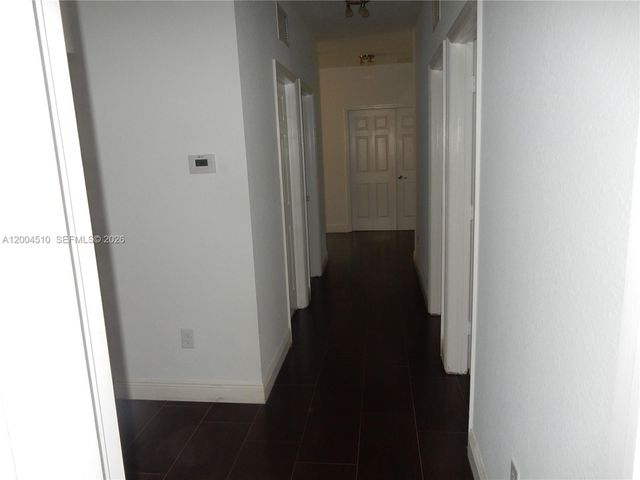 11455 NW 88th Ln, Doral, FL 33178