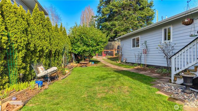 1555 Panorama Drive, Point Roberts, WA 98281