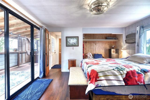 1555 Panorama Drive, Point Roberts, WA 98281