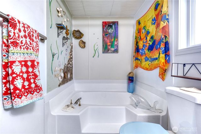 1555 Panorama Drive, Point Roberts, WA 98281