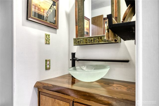 1555 Panorama Drive, Point Roberts, WA 98281