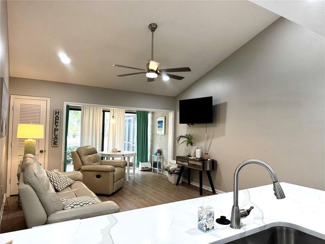 4707 WINSLOW BEACON 2, Sarasota, FL 34235
