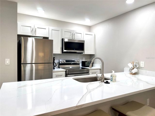 4707 WINSLOW BEACON 2, Sarasota, FL 34235