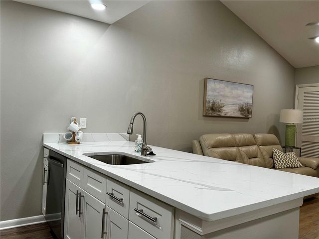 4707 WINSLOW BEACON 2, Sarasota, FL 34235