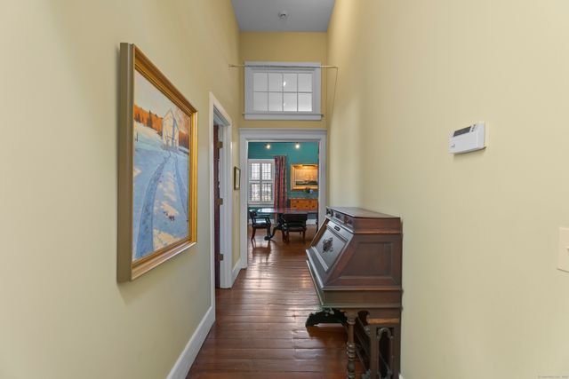 60 Lyme Street, Old Lyme, CT 06371