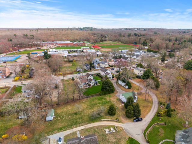 60 Lyme Street, Old Lyme, CT 06371