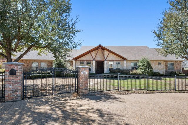 895 Bardin Road, Grand Prairie, TX 75052
