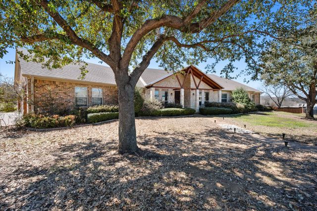 895 Bardin Road, Grand Prairie, TX 75052