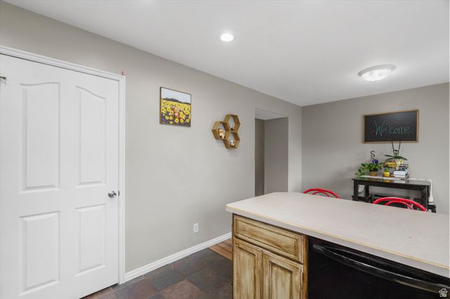 1032 SARA LN, Ogden, UT 84404