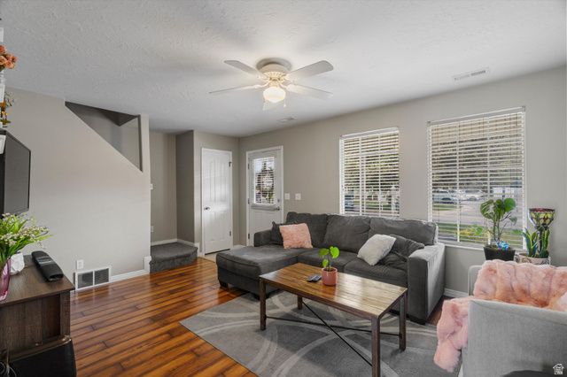1032 SARA LN, Ogden, UT 84404