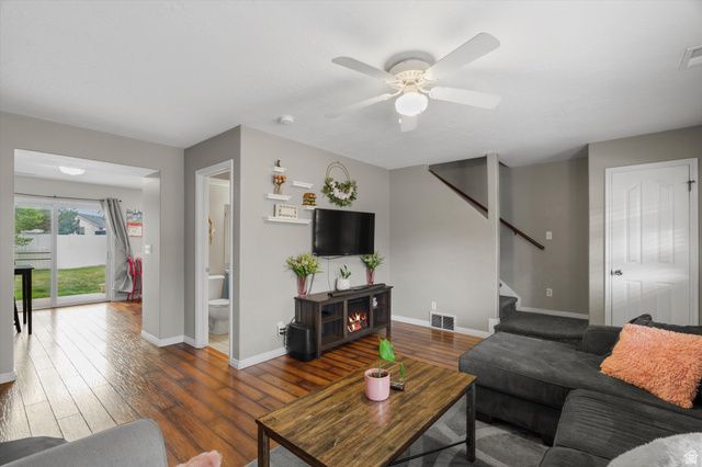 1032 SARA LN, Ogden, UT 84404